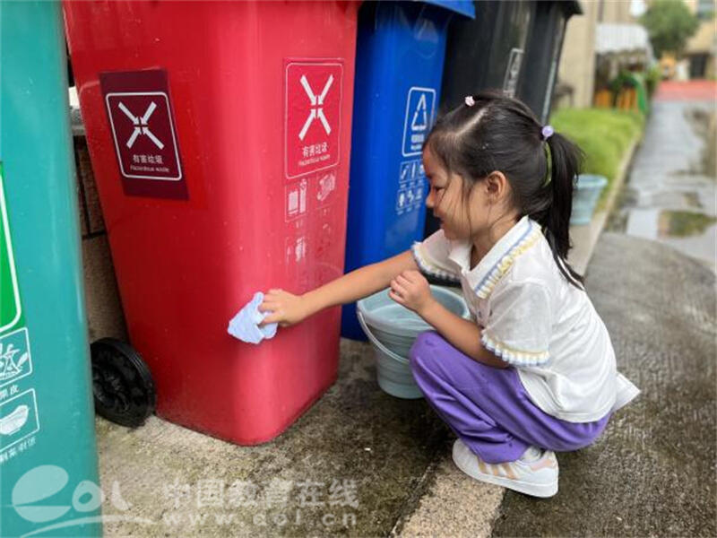 杭州西湖区：垃圾分类主题活动走进幼儿园
